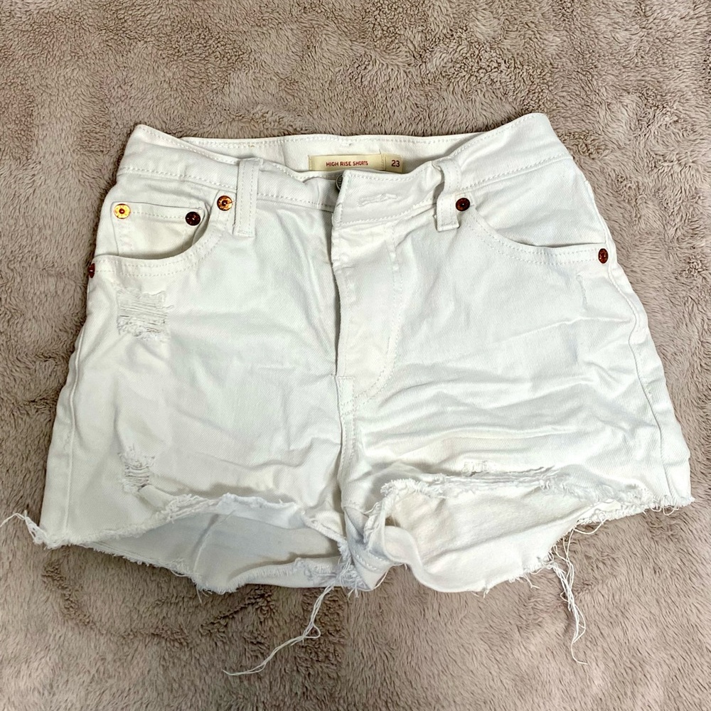 Levi’s High Ride Shorts Size 23